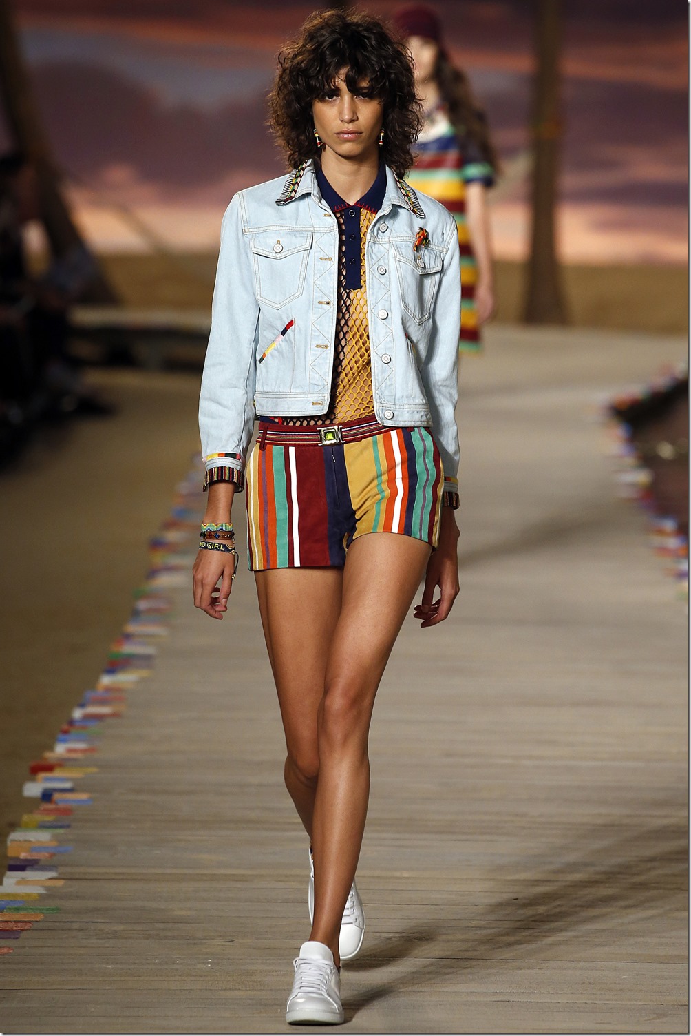 Tommy Hilfiger SPRING 2016 READY-TO-WEAR