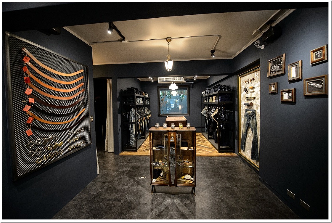 Denim Stores In Taiwan : JEANSDA Brand Jeans