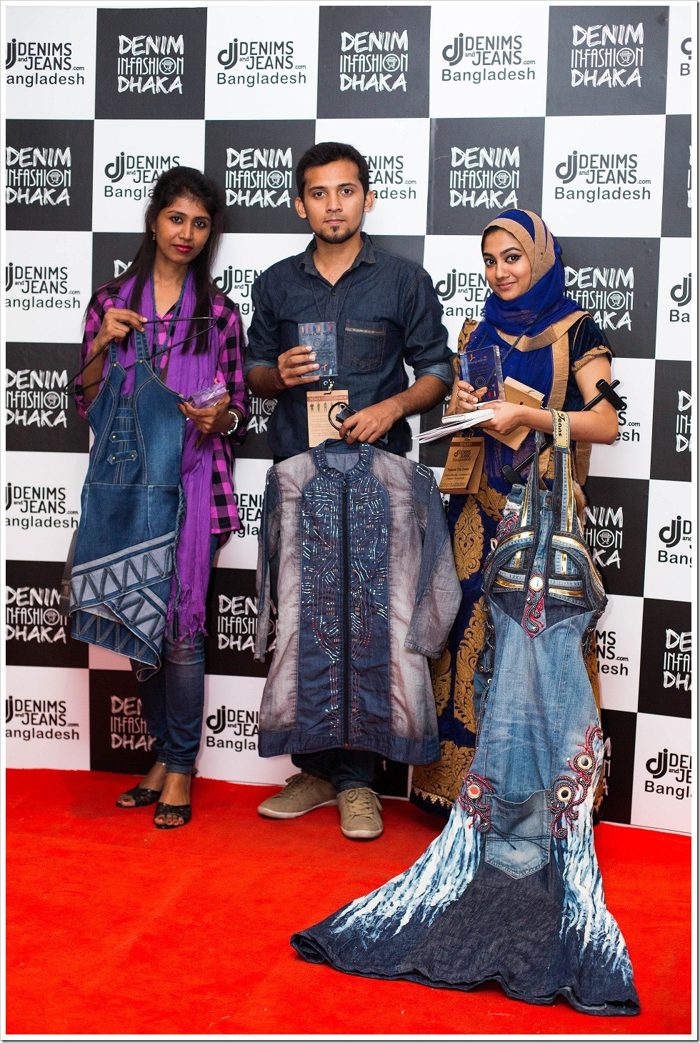 1st Position : Mr. Shovon Majumder, SMUCT ( Middle), 2nd Position : Fatema Zohoro, SMUCT ( Left ), 3rd Position : Shamim Ara Nasrin, NIFT ( Right )