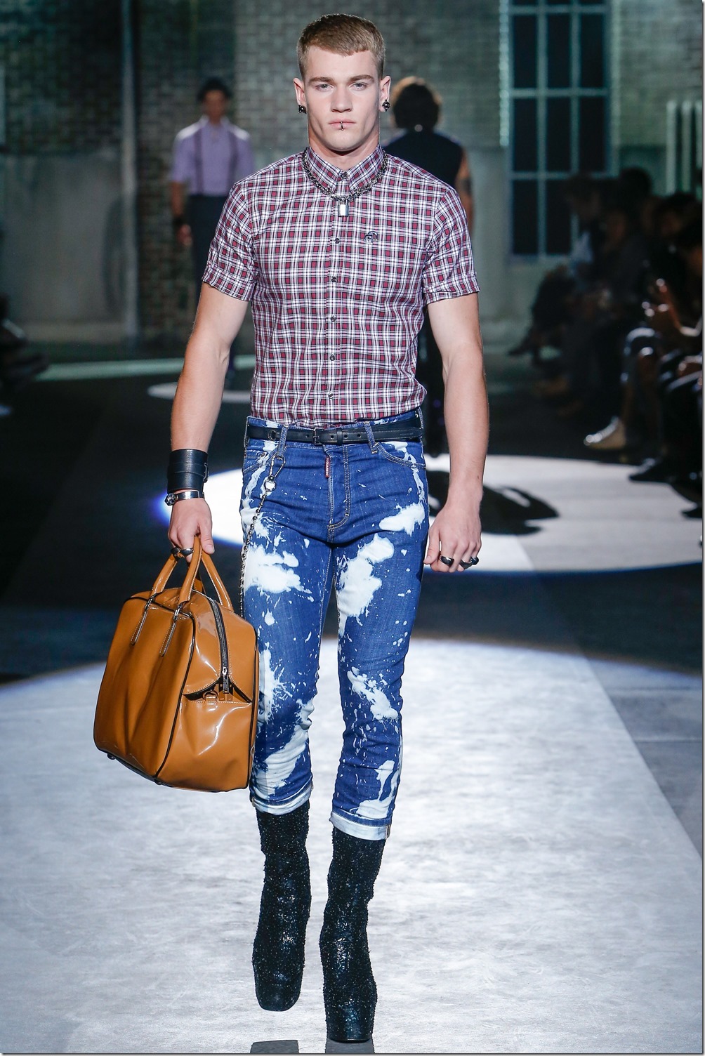 Dsquared2 Spring 2017 Menswear denimsandjeans.com