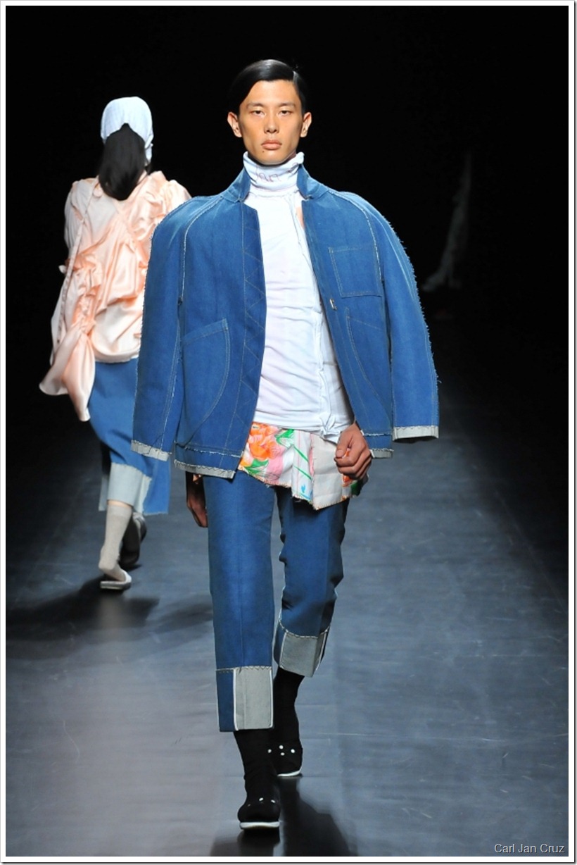 Denim And Knit Mix By Filipino Designer For Amazon Fashion Week | Denimsandjeans