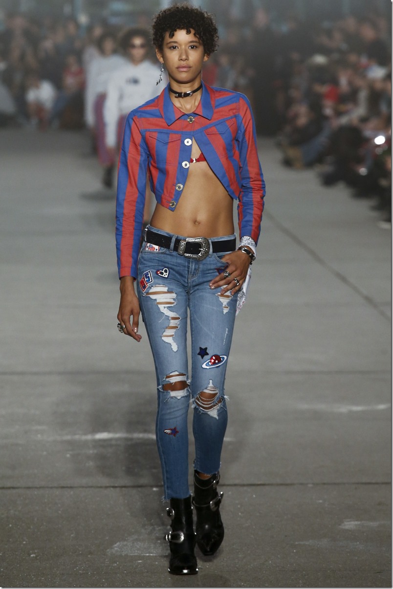 Tommy Hilfiger SPRING 2017 READY-TO-WEAR
