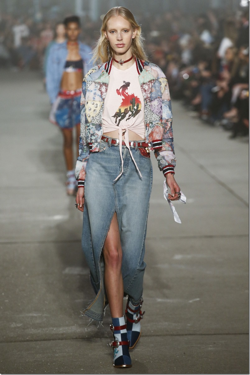 Tommy Hilfiger SPRING 2017 READY-TO-WEAR