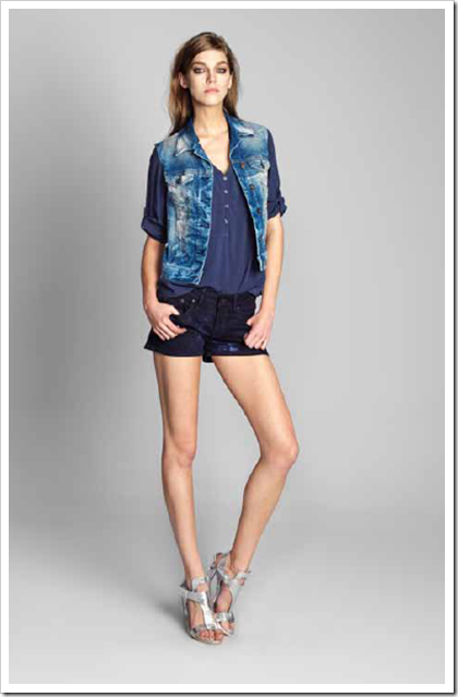 Tiara / Finish 14770 Navy Batik Denim