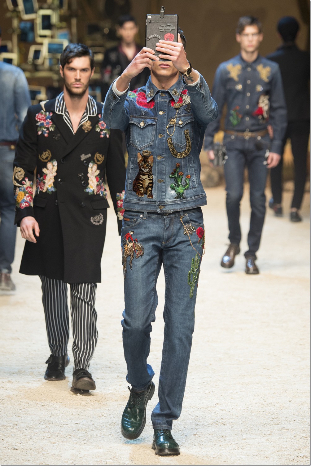 Dolce & Gabbana denimsandjeans.com