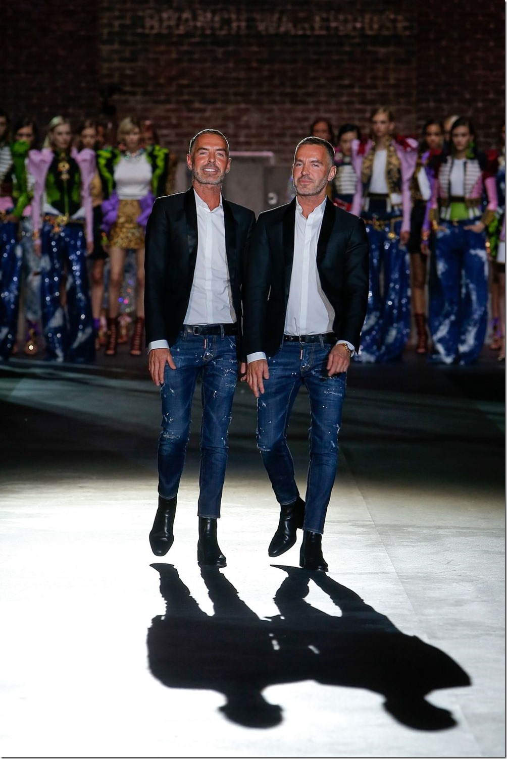 Dsquared2 S/S 2017  Milan Fashion Week denimsandjeans.com