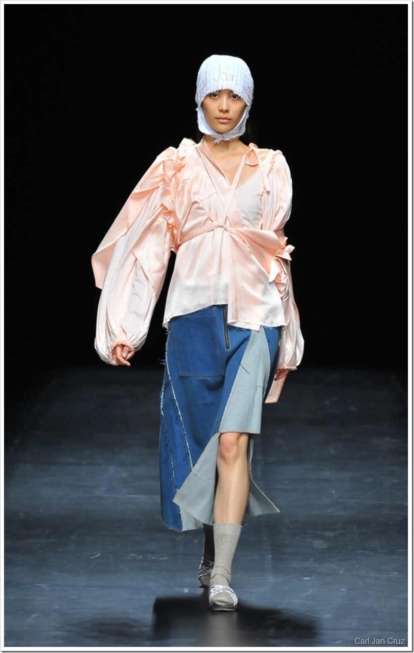 Denim And Knit Mix By Filipino Designer For Amazon Fashion Week ...