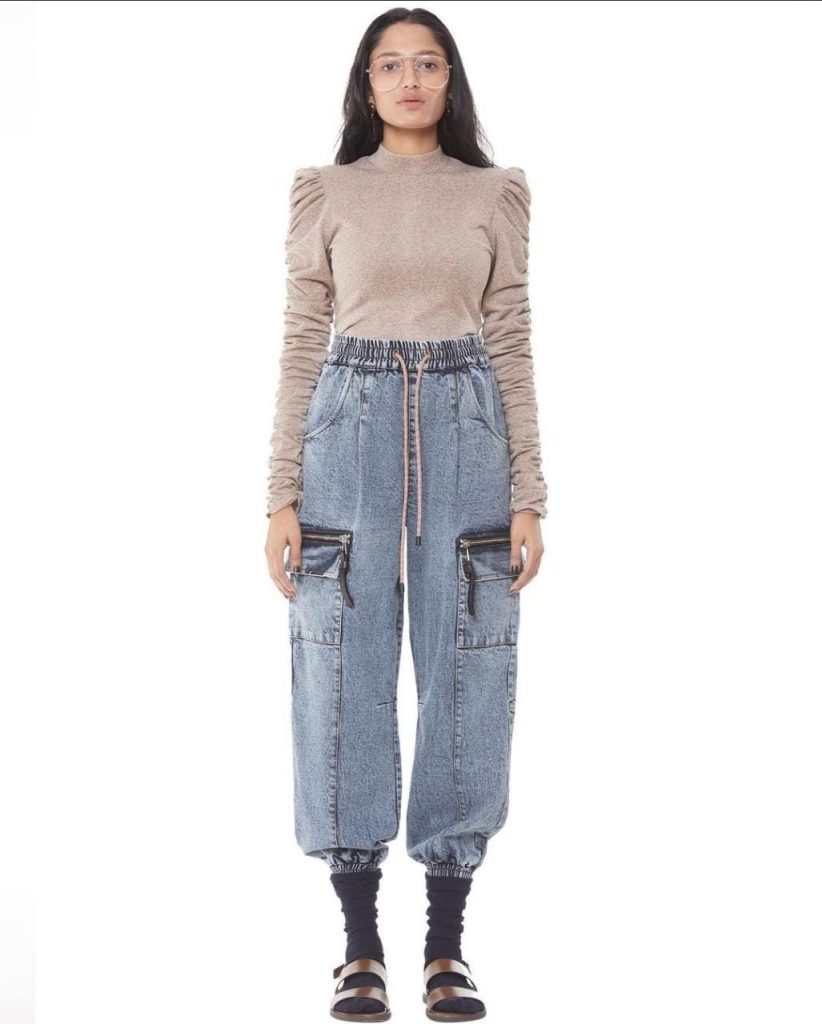 Ditching Skinny Jeans For The Love Of Baggy Jeans?