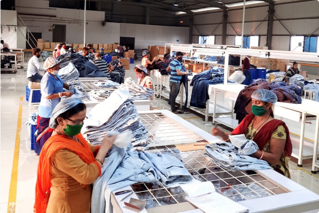 Nepal All Shop Pvt Ltd - New Classic Design Blue Color Denim Jeans Jacket  For Men Size:- Large Only Contact Us: 9818434221 | Facebook